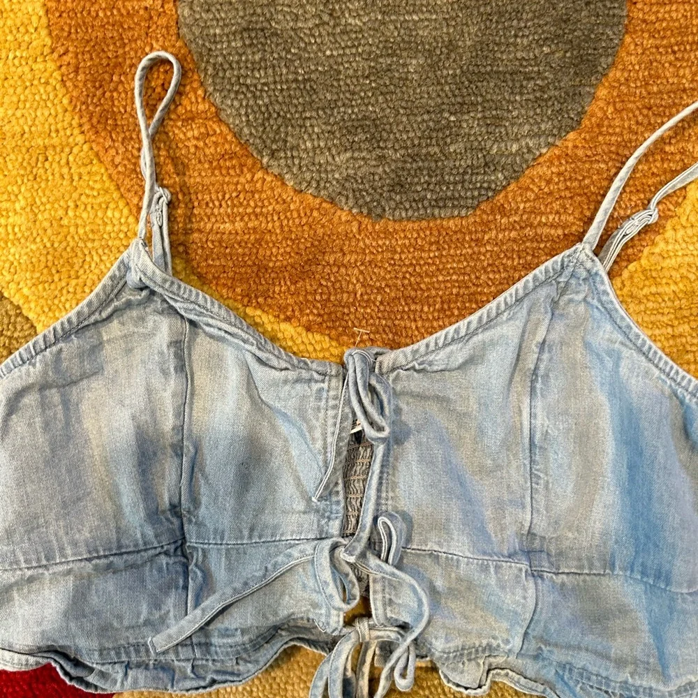 NWOT Aerie Woven Lace Up Crop Top Chambray Blue Cutout Spaghetti Strap Medium